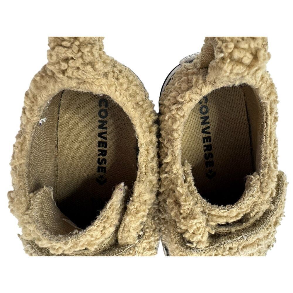 CONVERSE Chuck Taylor All Star Easy On Teddy Bear Fuzzy Strap Shoes Toddler Sz 5 - Picture 6 of 10